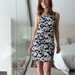 Vintage 100% cotton Mariposa Floral Black and White Dress